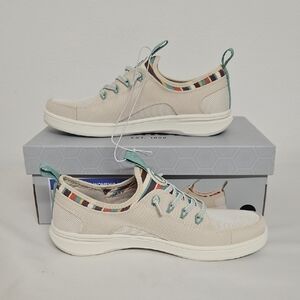 Hurley Cream and Green Women's Sneakers